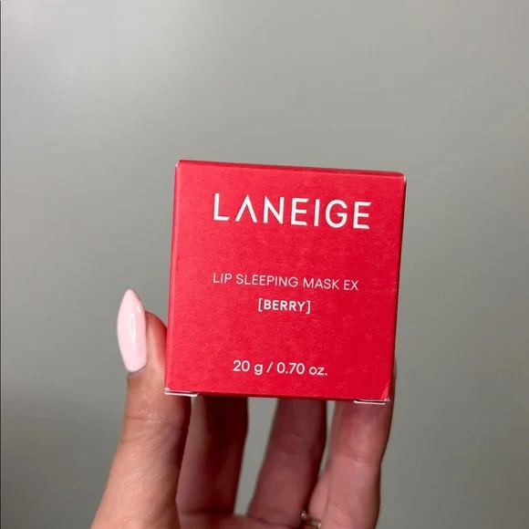 LANEIGE Lip Sleeping Mask - Berry FULL SIZE - Picture 4 of 8